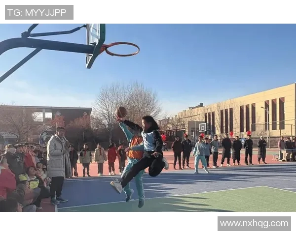 篮球精神激发团队力量让青春在拼搏与梦想中闪耀光芒